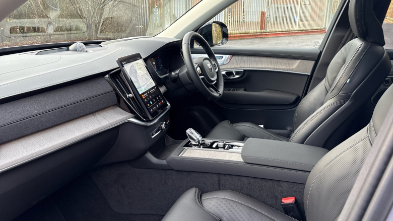 Volvo XC90 2.0 B5P Ultra Dark 5dr AWD Geartronic Petrol Estate